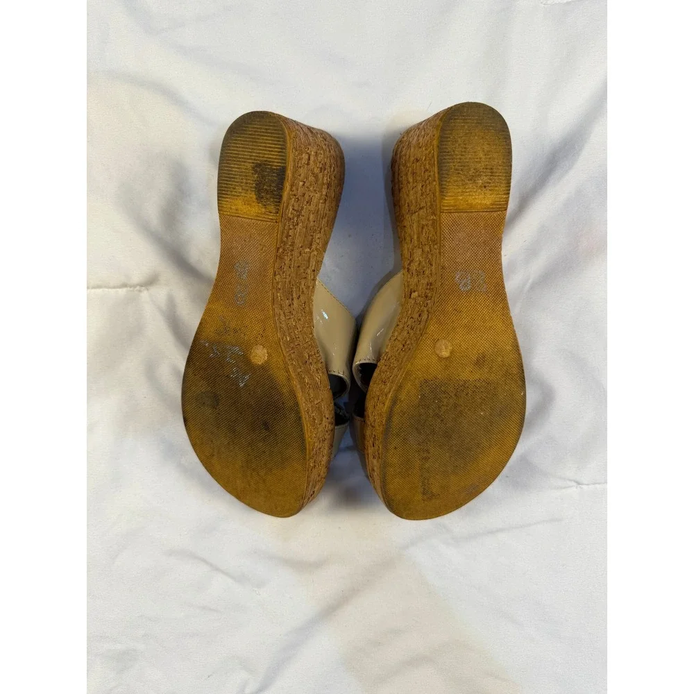 A Giannetti Wedge Sandals Patent Leather Cork Heel Made in Italy Women's Size 8‎